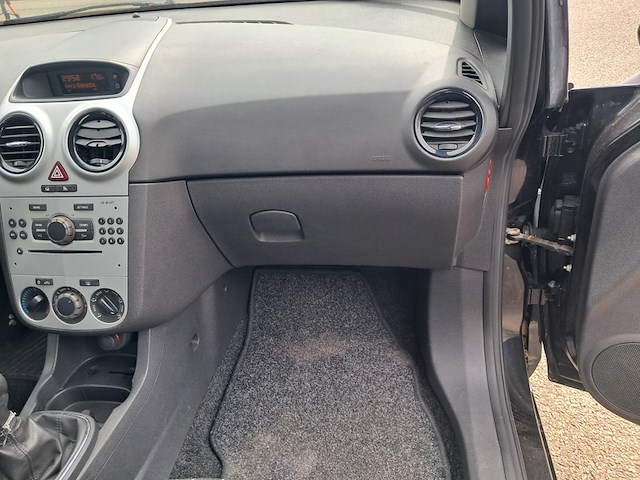 Personenauto, opel, corsa, zwart, 2009 - afbeelding 24 van  40