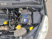 Personenauto, opel, corsa, zwart, 2009 - afbeelding 32 van  40