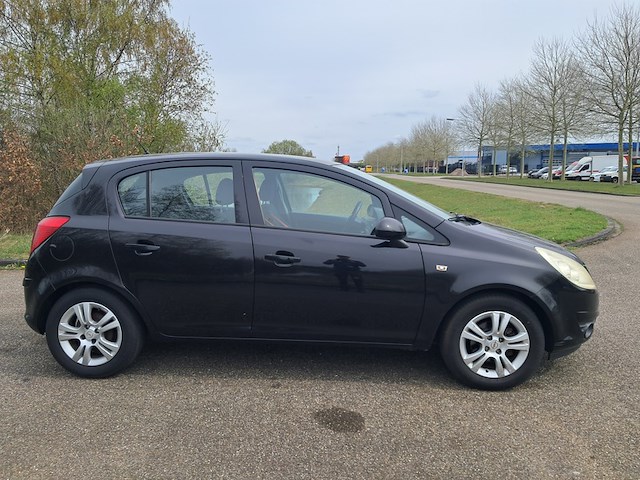 Personenauto, opel, corsa, zwart, 2009 - afbeelding 37 van  40