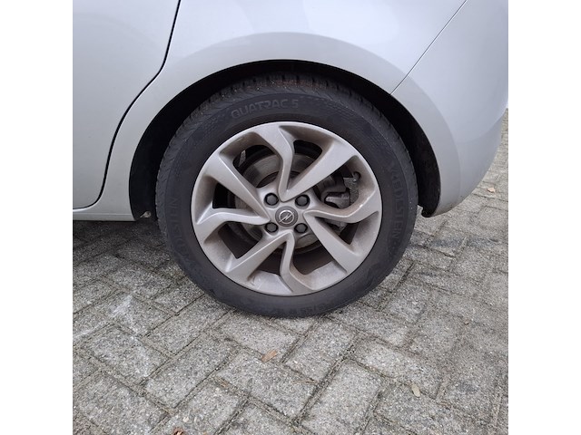 Personenauto, opel, corsa - afbeelding 3 van  47