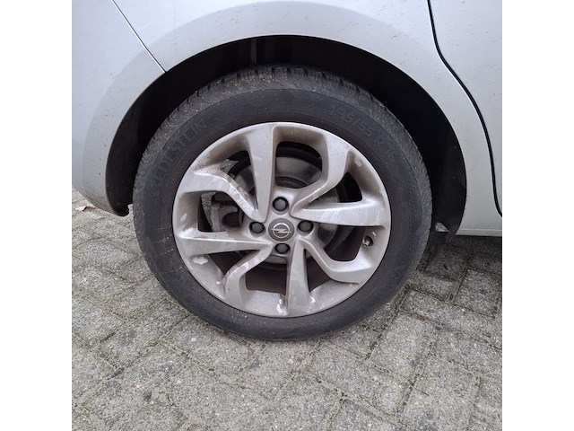 Personenauto, opel, corsa - afbeelding 4 van  47