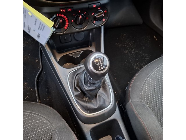 Personenauto, opel, corsa - afbeelding 24 van  47