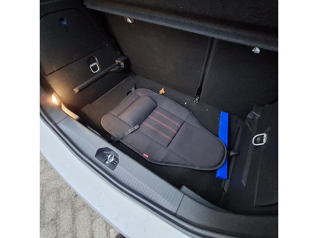 Personenauto, opel, corsa - afbeelding 29 van  47