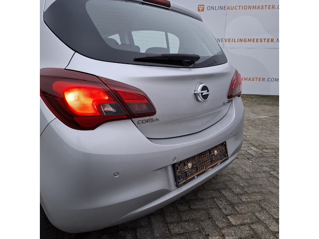 Personenauto, opel, corsa - afbeelding 41 van  47