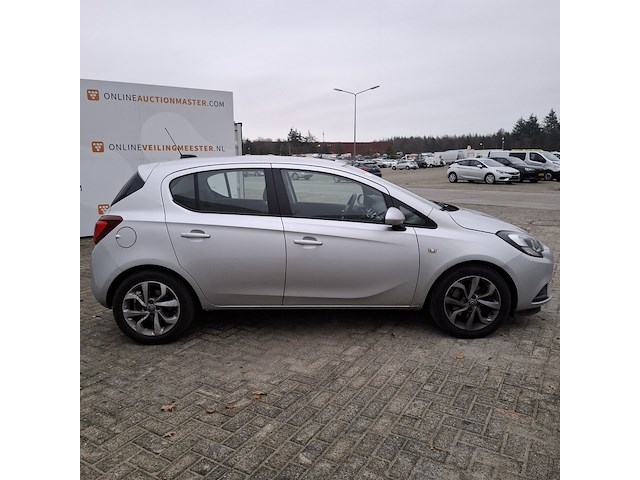 Personenauto, opel, corsa - afbeelding 34 van  47