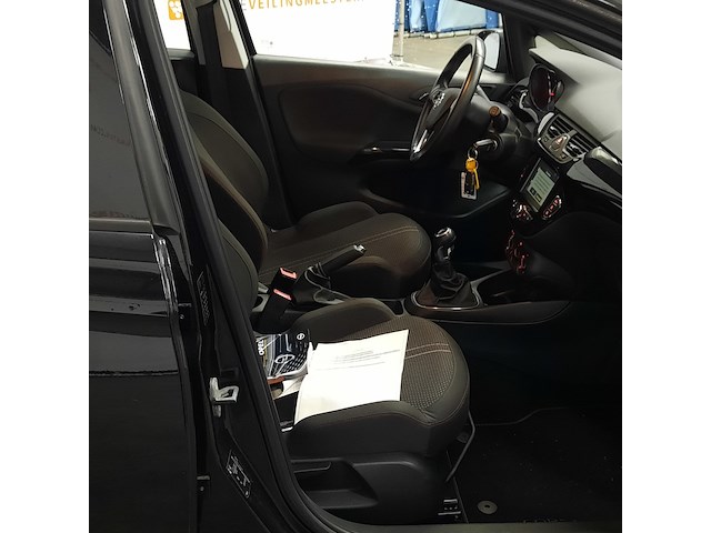 Personenauto, opel, corsa - afbeelding 22 van  34