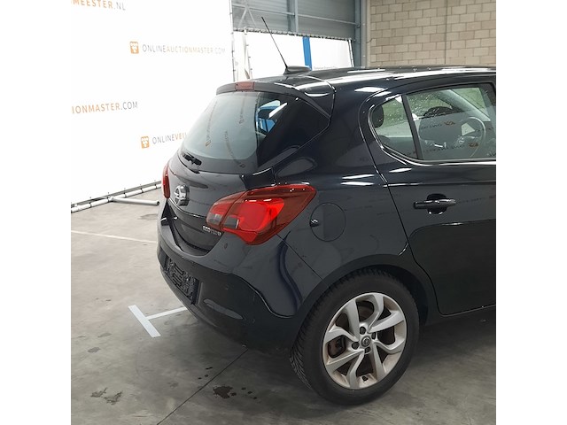 Personenauto, opel, corsa - afbeelding 33 van  34