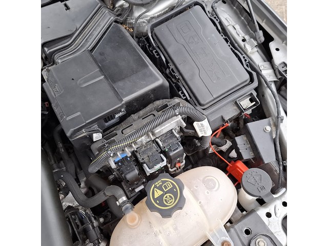 Personenauto, opel, insignia, 2018 - afbeelding 13 van  51