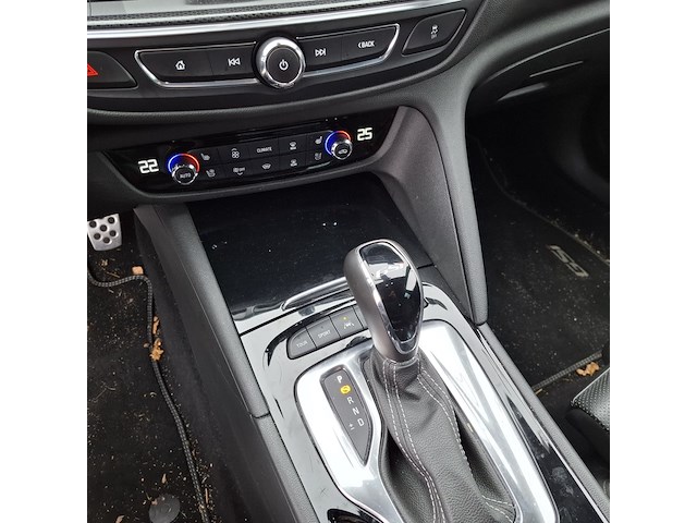 Personenauto, opel, insignia, 2018 - afbeelding 27 van  51