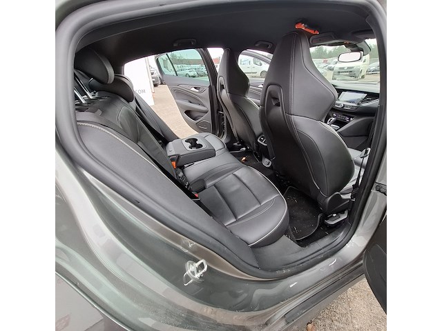 Personenauto, opel, insignia, 2018 - afbeelding 32 van  51