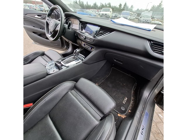 Personenauto, opel, insignia, 2018 - afbeelding 35 van  51