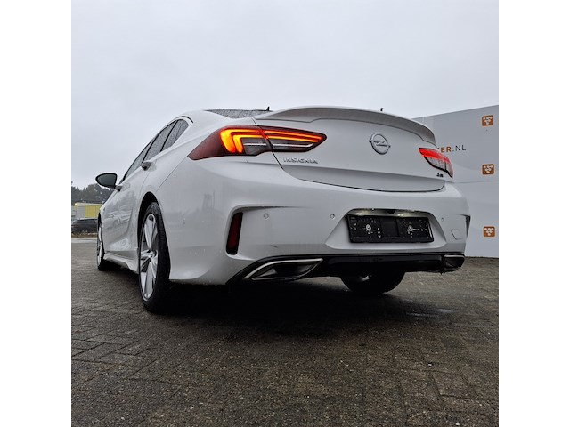 Personenauto opel, insignia gsi - afbeelding 9 van  56