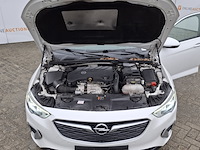 Personenauto opel, insignia gsi - afbeelding 10 van  56
