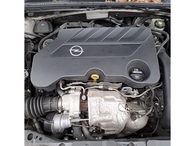 Personenauto opel, insignia gsi - afbeelding 14 van  56