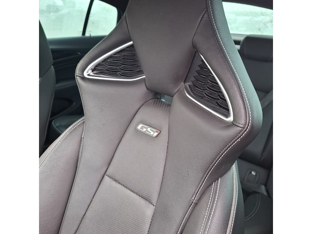 Personenauto opel, insignia gsi - afbeelding 25 van  56