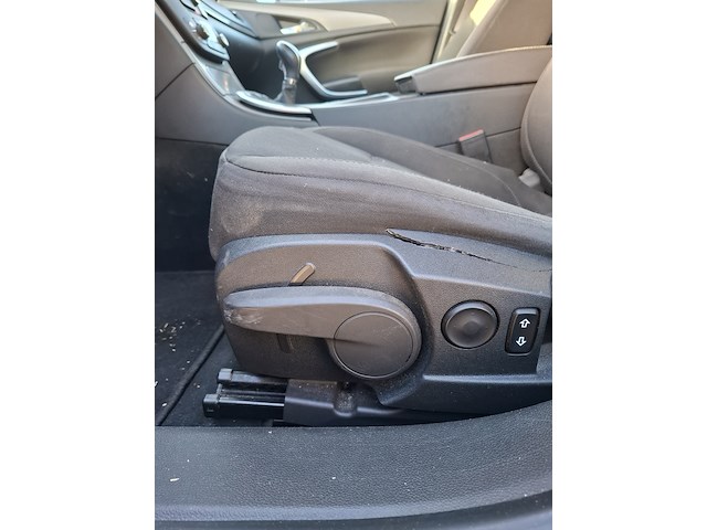 Personenauto, opel, insignia sports tourer 1.8 edition, grijs, 2010 - afbeelding 14 van  53