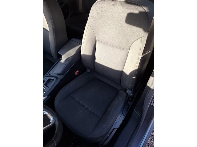 Personenauto, opel, insignia sports tourer 1.8 edition, grijs, 2010 - afbeelding 15 van  53