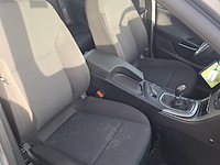 Personenauto, opel, insignia - afbeelding 30 van  48