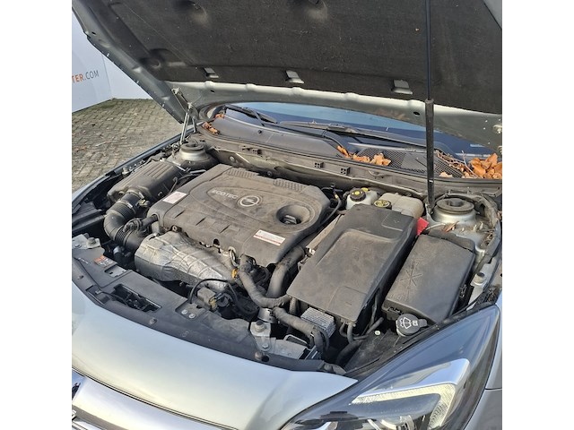 Personenauto, opel, insignia - afbeelding 36 van  48