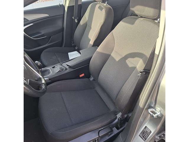 Personenauto, opel, insignia - afbeelding 8 van  48