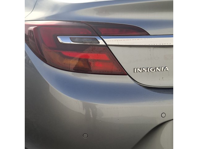 Personenauto, opel, insignia - afbeelding 42 van  48