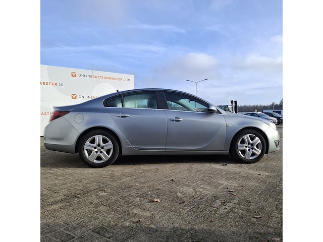 Personenauto, opel, insignia - afbeelding 34 van  48