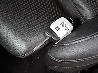 Personenauto, opel, insignia - afbeelding 13 van  50