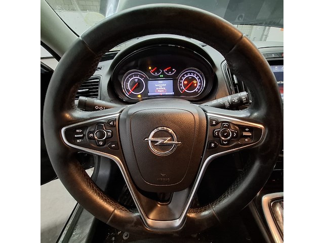 Personenauto, opel, insignia - afbeelding 14 van  50