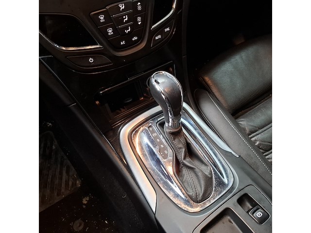 Personenauto, opel, insignia - afbeelding 18 van  50