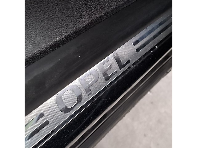 Personenauto, opel, insignia - afbeelding 30 van  50