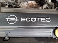 Personenauto, opel, signum, 2.2-16v executive, 2006 - afbeelding 32 van  64