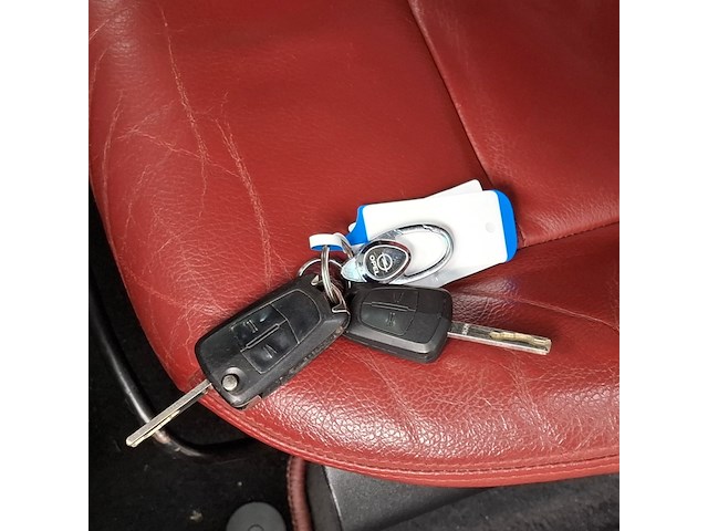 Personenauto, opel, tigra twintop, 1.8-16v linea nera, 2008 - afbeelding 30 van  69