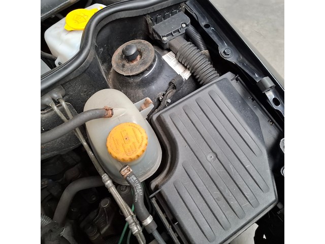 Personenauto, opel, tigra twintop, 1.8-16v linea nera, 2008 - afbeelding 54 van  69