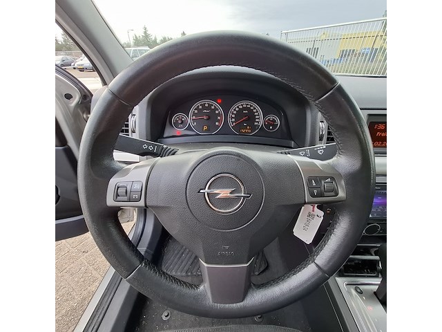 Personenauto opel, vectra 2.2, bouwjaar 2007 - afbeelding 19 van  46