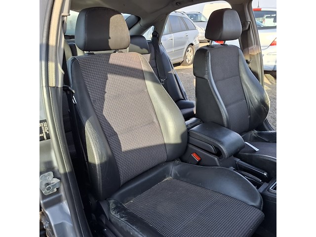 Personenauto, opel, vectra gts, 2.2-16v dti elegance, 2003 - afbeelding 4 van  18