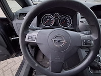 Personenauto opel, zafira 2.2, grijs, bouwjaar 2007 - afbeelding 18 van  41