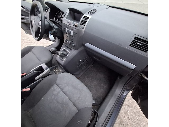 Personenauto opel, zafira 2.2, grijs, bouwjaar 2007 - afbeelding 30 van  41