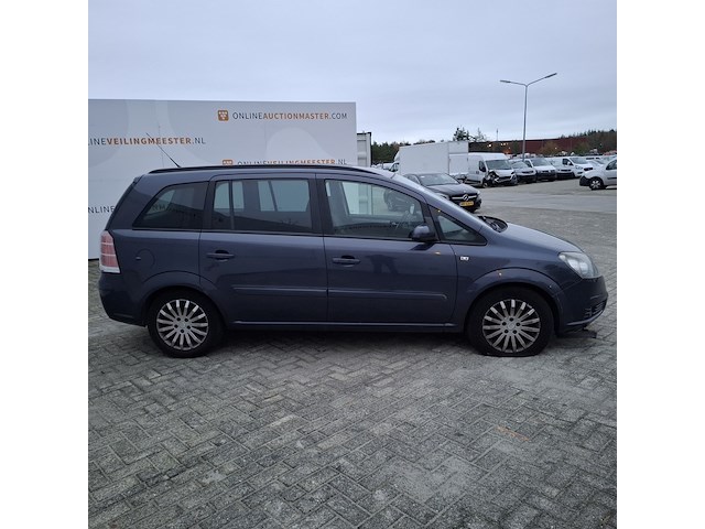 Personenauto opel, zafira 2.2, grijs, bouwjaar 2007 - afbeelding 34 van  41
