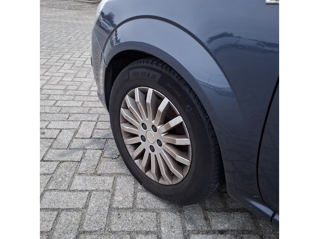 Personenauto opel, zafira 2.2, grijs, bouwjaar 2007 - afbeelding 40 van  41