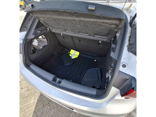 Personenauto, opel - afbeelding 26 van  50