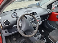 Personenauto, peugeot, 107, 1.0-12v sublime, 2010 - afbeelding 13 van  14