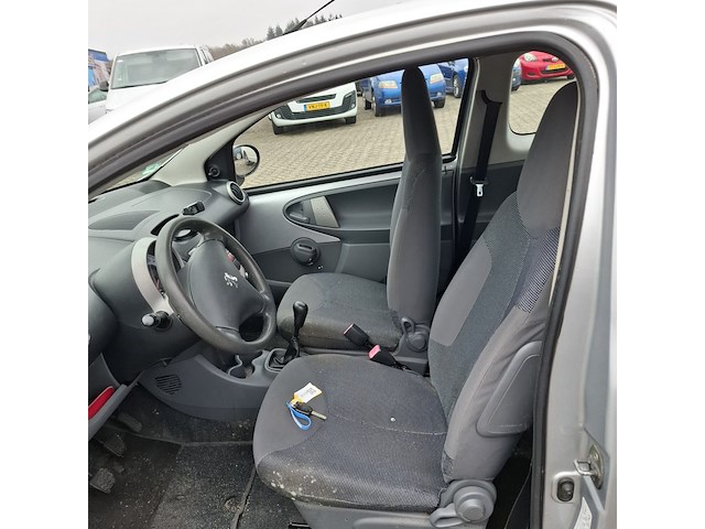 Personenauto, peugeot, 107, 1.0-12v xr, 2006 - afbeelding 6 van  10