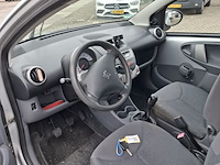 Personenauto, peugeot, 107, 1.0-12v xr, 2006 - afbeelding 7 van  10