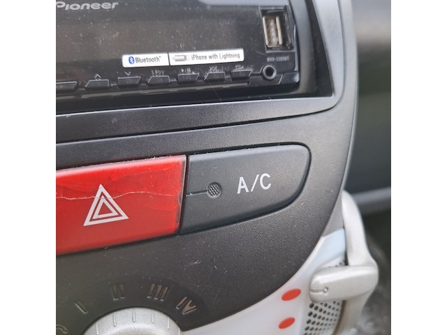Personenauto, peugeot, 107, 1.0-12v xr, 2009 - afbeelding 11 van  38