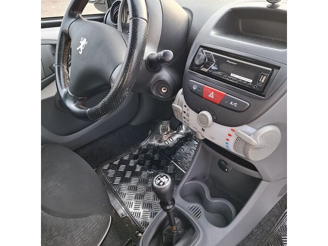 Personenauto, peugeot, 107, 1.0-12v xr, 2009 - afbeelding 19 van  38