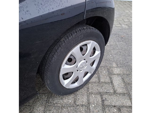 Personenauto, peugeot, 107 1.0-12v xr, 2010 - afbeelding 3 van  40