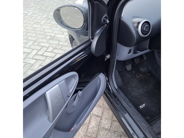 Personenauto, peugeot, 107 1.0-12v xr, 2010 - afbeelding 16 van  40