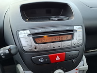 Personenauto, peugeot, 107 1.0-12v xr, 2010 - afbeelding 22 van  40