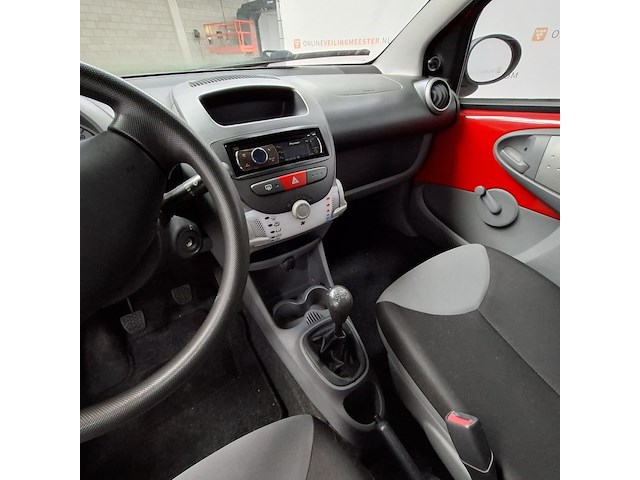 Personenauto, peugeot, 107, 1.0-12v xr, 2010 - afbeelding 22 van  45