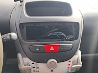 Personenauto, peugeot, 107, 1.0-12v xr, 2011 - afbeelding 30 van  42
